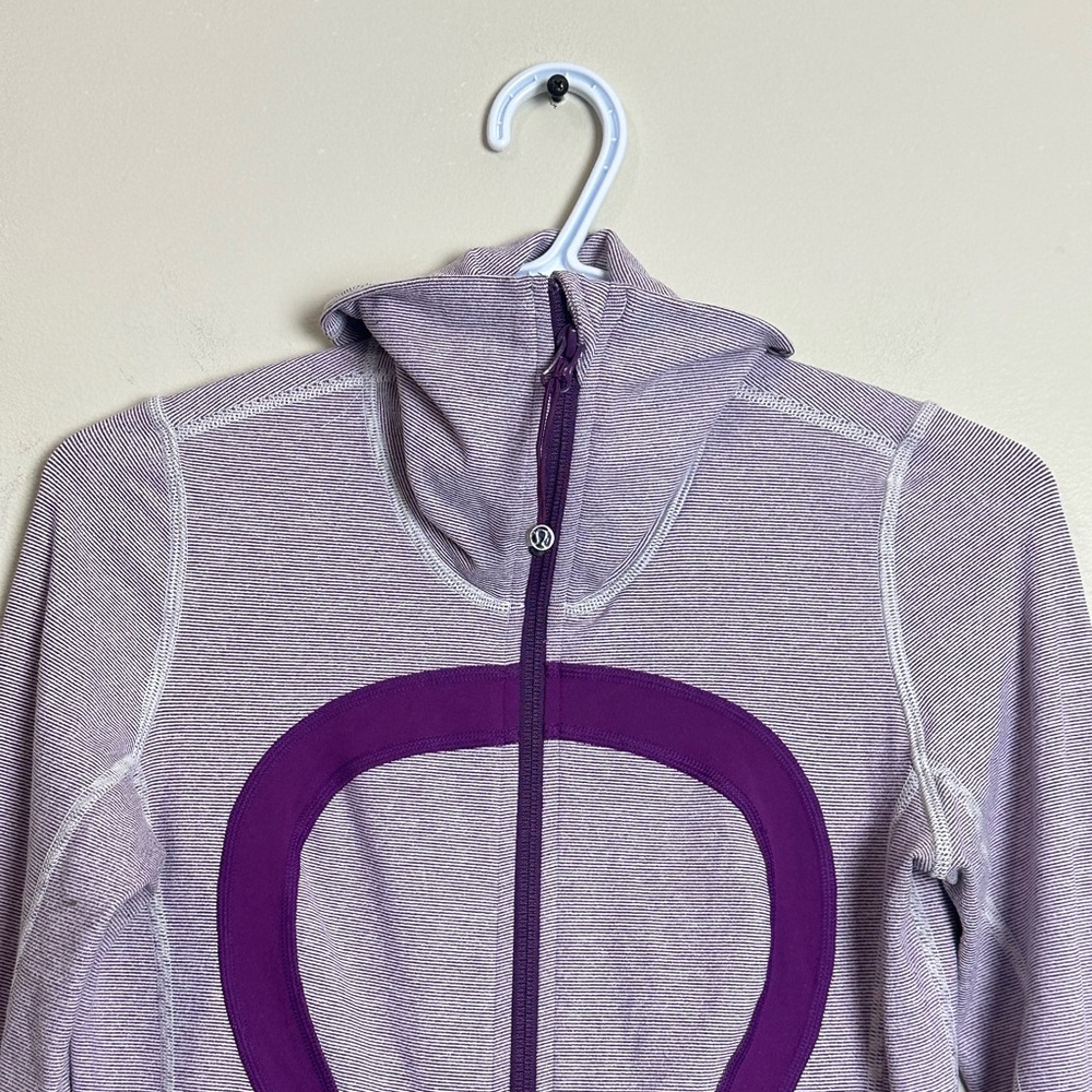 Lululemon Define Jacket Size 4 Purple Gray Full Zip Hooded Thumbholes - Picture 3 of 7